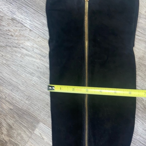 Stuart Weitzman Women’s Tall Black Suede Boots size 8.5 - Picture 7 of 11